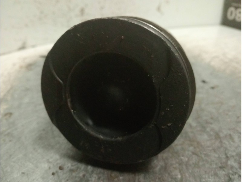 Recambio de piston para mercedes vito kombi (639) 113 cdi crew lang (639.603) referencia OEM IAM 21253  