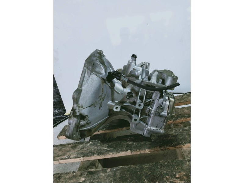 Recambio de caja cambios para opel astra g berlina comfort referencia OEM IAM F17C374 A04331 5V