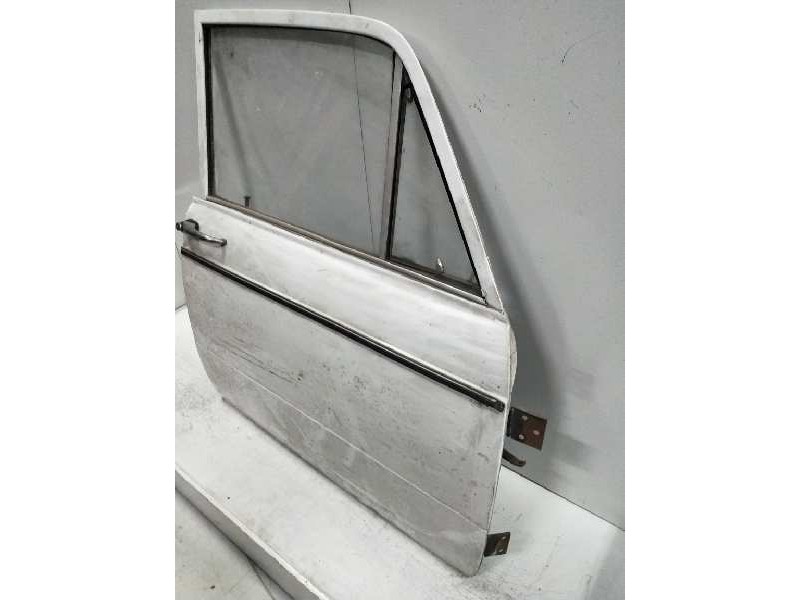 Recambio de puerta delantera derecha para seat 850 0.8 referencia OEM IAM    Recambio de puerta delantera derecha para seat 850 0.8 referencia OEM IAM