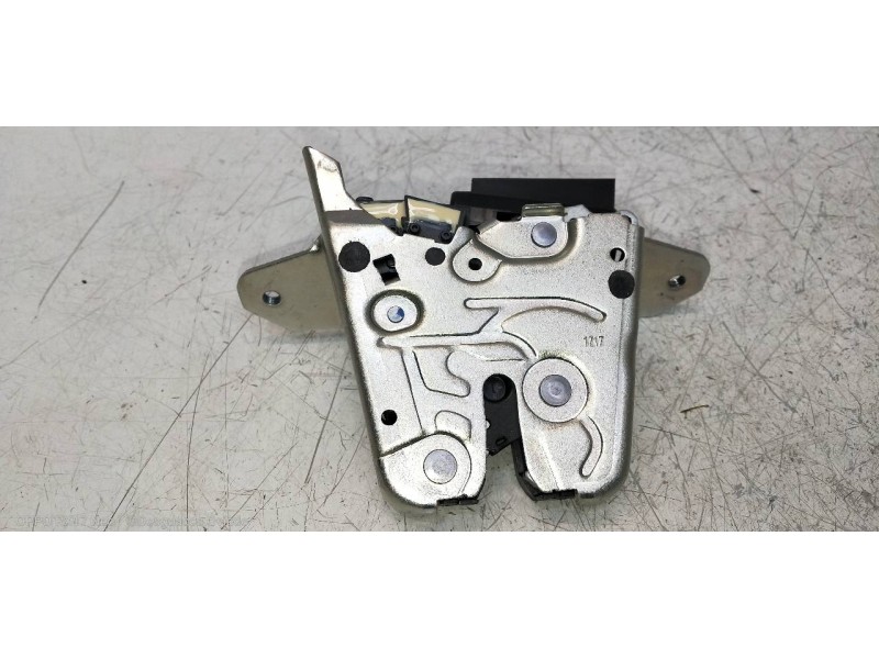 Recambio de motor cierre centralizado porton para mercedes clase c (w205) familiar c 220 t cdi bluetec (205.204) referencia OEM 