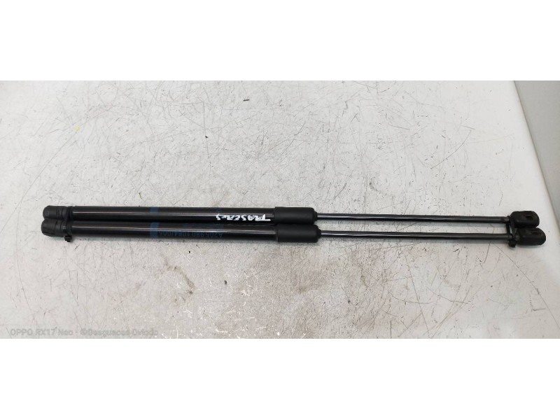 Recambio de amortiguadores maletero / porton para mercedes clase c (w205) familiar c 220 t cdi bluetec (205.204) referencia OEM 