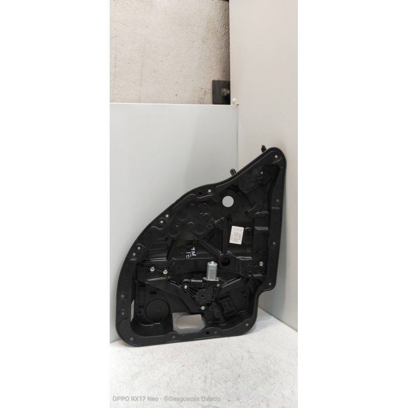 Recambio de elevalunas trasero izquierdo para mercedes clase c (w205) familiar c 220 t cdi bluetec (205.204) referencia OEM IAM 