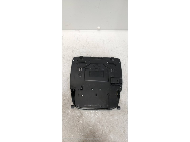 Recambio de luz interior para mercedes clase c (w205) familiar c 220 t cdi bluetec (205.204) referencia OEM IAM A0009018703 A000