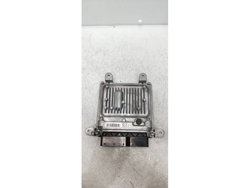 Recambio de centralita motor uce para mercedes clase c (w205) familiar c 220 t cdi bluetec (205.204) referencia OEM IAM A6519005