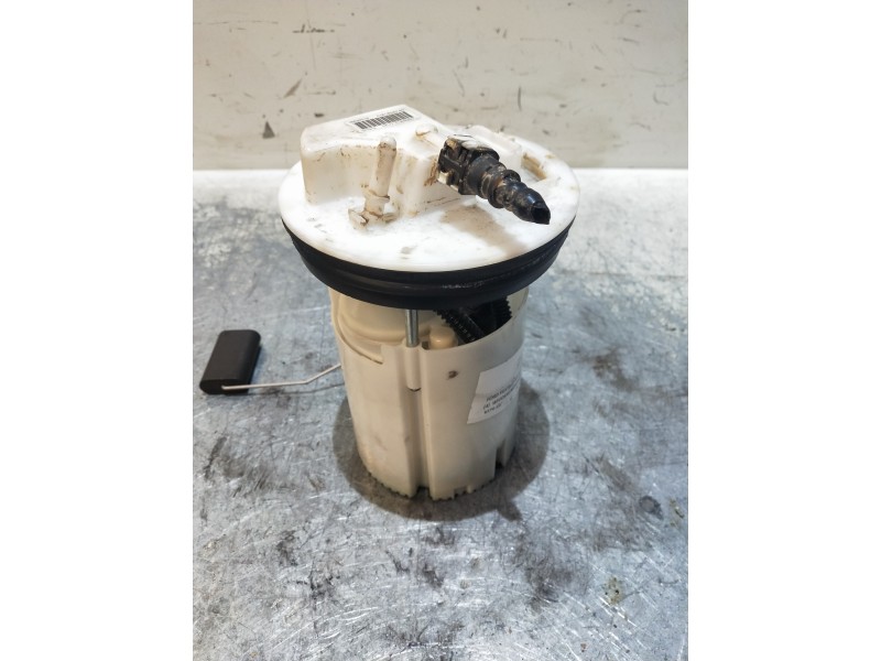 Recambio de bomba combustible para ford fiesta (ccn) trend referencia OEM IAM C1B19H307BD 0580200175 