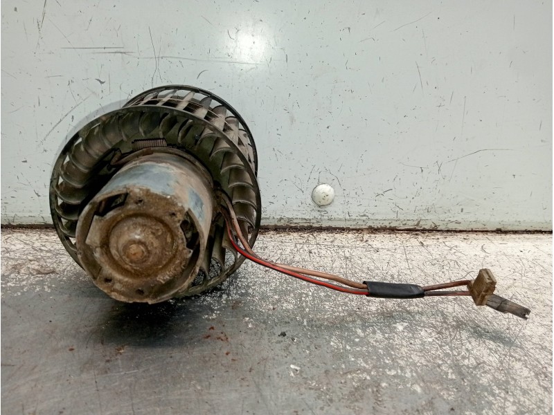 Recambio de motor calefaccion para ford fiesta berl./courier surf referencia OEM IAM   