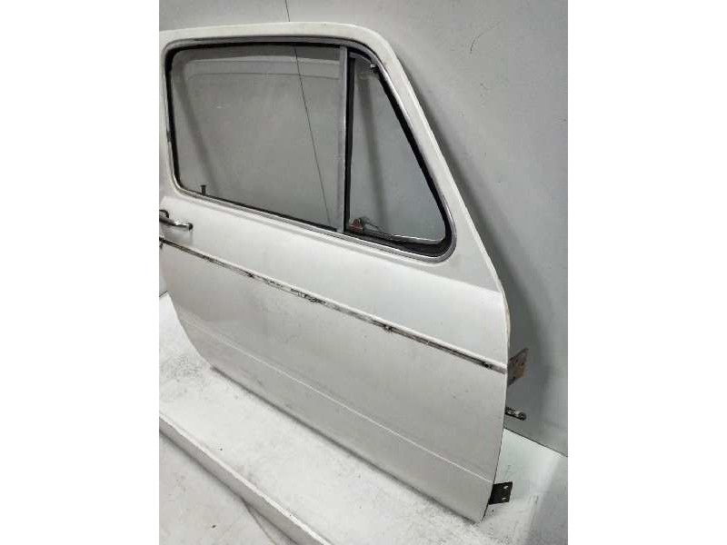 Recambio de puerta delantera derecha para seat 850 0.8 referencia OEM IAM    Recambio de puerta delantera derecha para seat 850 0.8 referencia OEM IAM