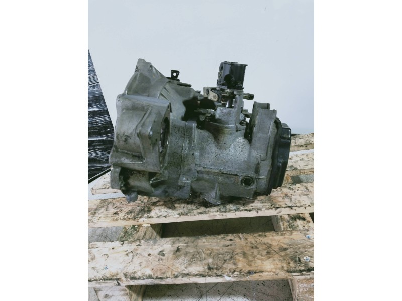 Recambio de caja cambios para volkswagen passat berlina (3a2) cl referencia OEM IAM CRU 03085 14 3 5V