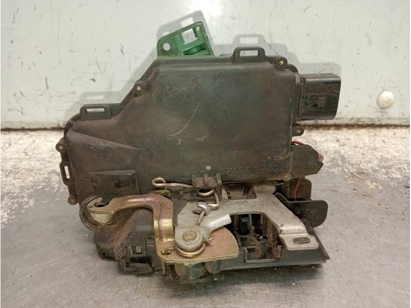 Recambio de motor cierre centralizado delantero derecho para skoda octavia berlina (1u2) ambiente referencia OEM IAM   5P