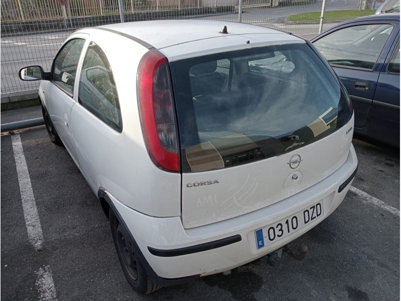 opel corsa c del año 2006