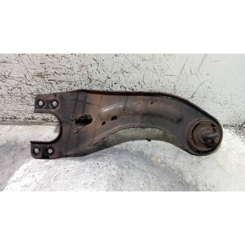 Recambio de brazo suspension inferior trasero izquierdo para kia cee´d 1.6 gdi cat referencia OEM IAM 55270A6200  