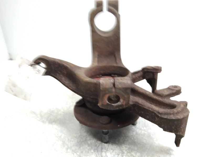 Recambio de mangueta delantera izquierda para ford focus turnier (cak) 1.6 16v cat referencia OEM IAM   