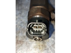 Recambio de inyector para volvo s40 berlina 1.9 d+ (85kw) referencia OEM IAM 0445110021 77001110 BOSCH 2