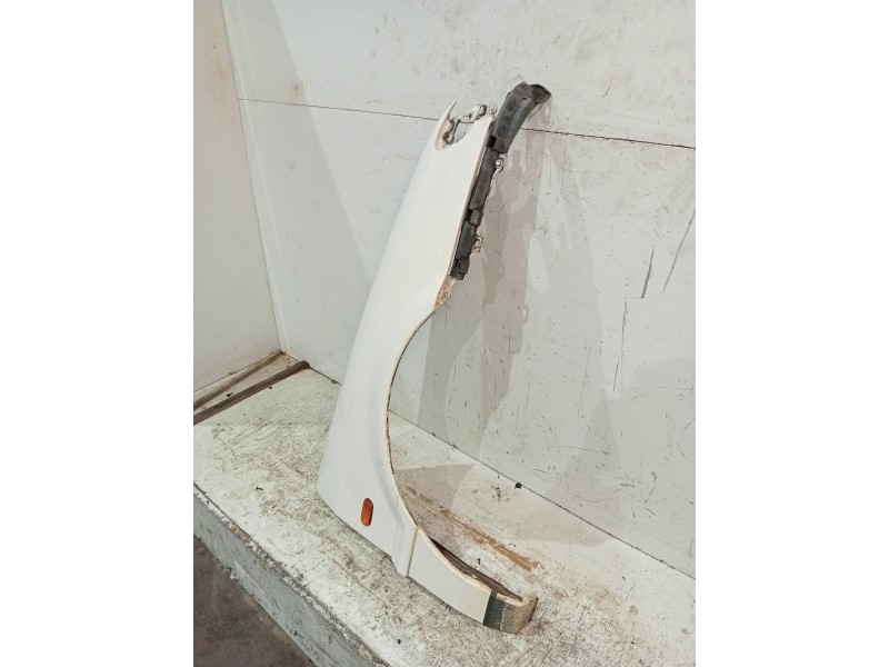 Recambio de aleta delantera derecha para volkswagen passat berlina (3a2) cl referencia OEM IAM   