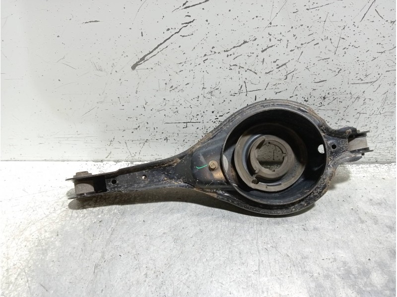 Recambio de brazo suspension inferior trasero izquierdo para ford kuga (cbs) titanium referencia OEM IAM   