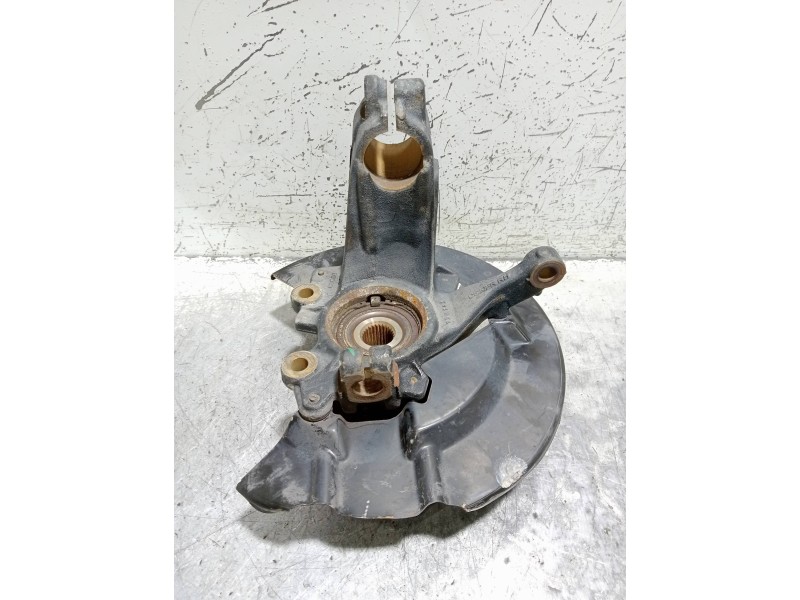 Recambio de mangueta delantera derecha para ford kuga (cbs) titanium referencia OEM IAM   