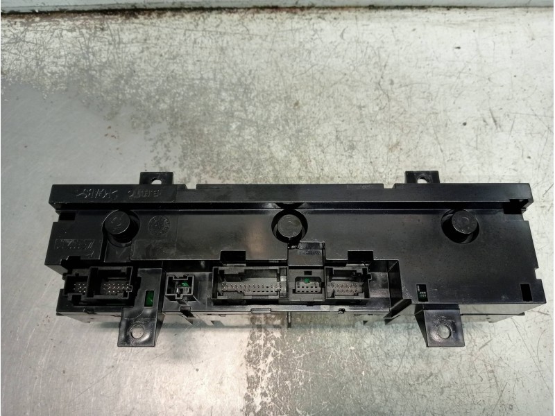 Recambio de mando calefaccion / aire acondicionado para mercedes sprinterii caja cerrada (desde 01.06) 210/213/216 cdi (906.611/