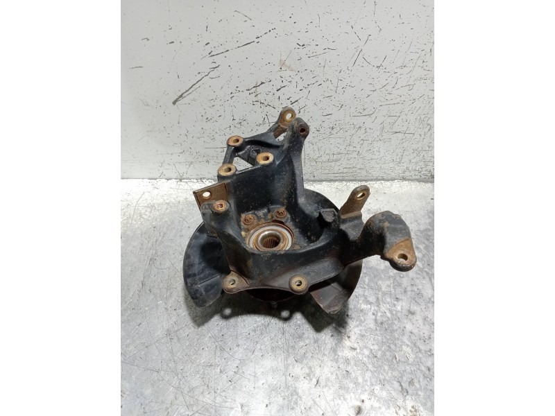 Recambio de mangueta trasera izquierda para ford kuga (cbs) titanium referencia OEM IAM   