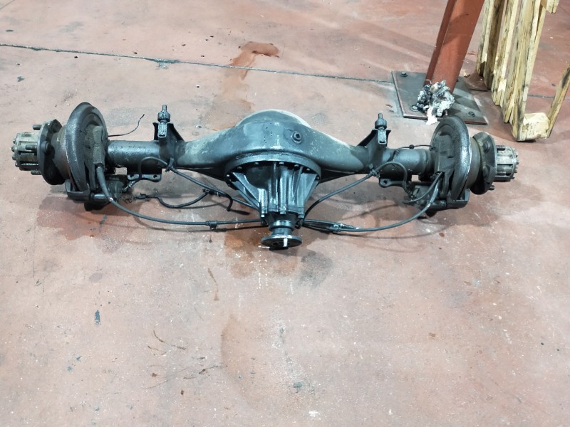 Recambio de puente trasero para nissan cabstar 09.06 3.0 diesel referencia OEM IAM  DISCO/ABS RUEDA GEMELA