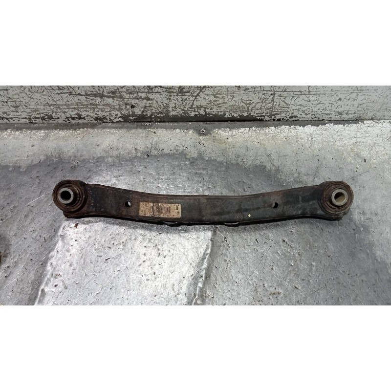 Recambio de brazo suspension superior trasero izquierdo para kia cee´d 1.6 gdi cat referencia OEM IAM 5510A6000  