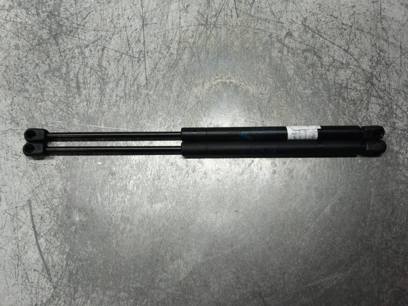 Recambio de amortiguadores maletero / porton para hyundai santa fe (sm) 2.0 gls crdi referencia OEM IAM 8717026010  0100N