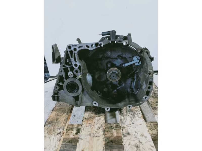 Recambio de caja cambios para renault megane ii berlina 3p confort authentique referencia OEM IAM JR5102 A163697 5V