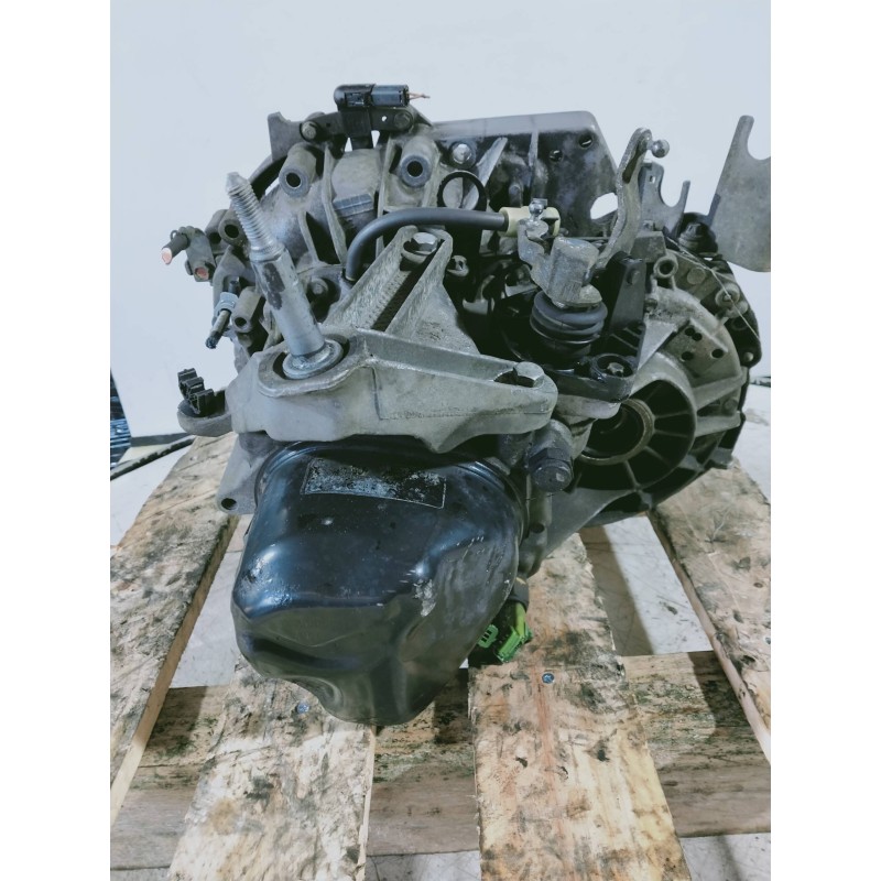Recambio de caja cambios para renault megane ii berlina 3p confort authentique referencia OEM IAM JR5102 A163697 5V