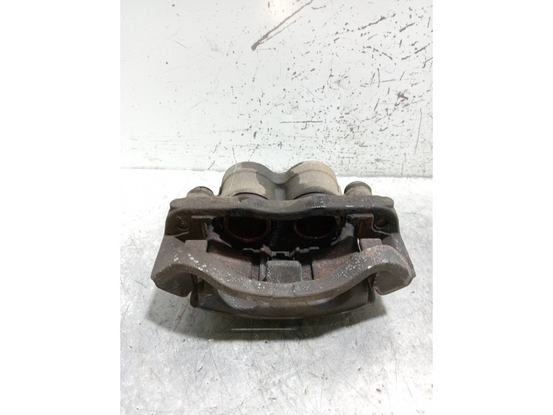 Recambio de pinza freno delantera izquierda para nissan cabstar 09.06 3.0 diesel referencia OEM IAM   