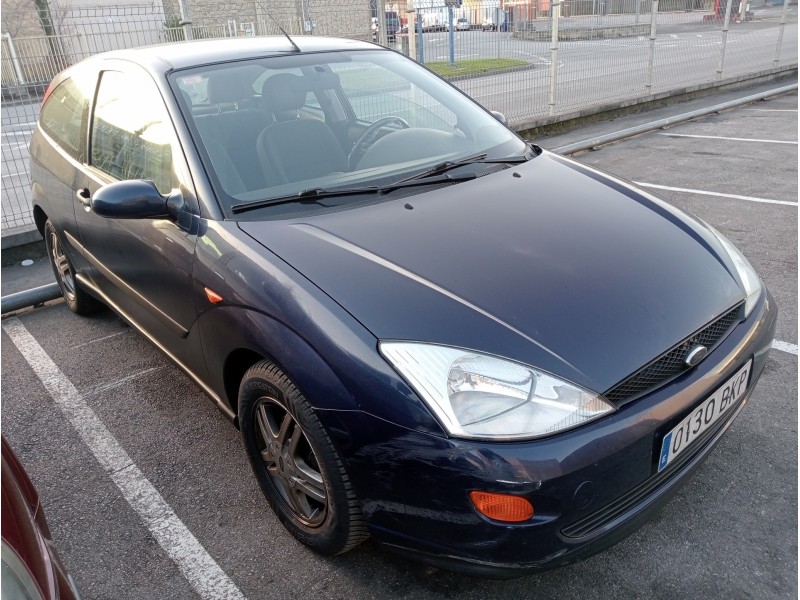 ford focus berlina (cak) del año 2001