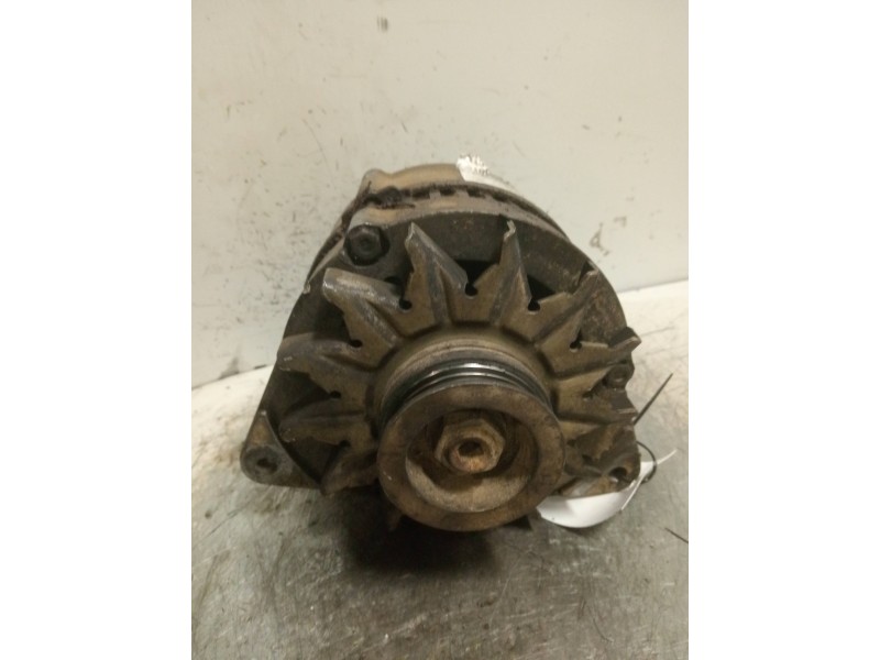 Recambio de alternador para ford fiesta berl./courier surf referencia OEM IAM 54022585A  