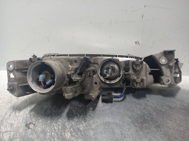 Recambio de faro izquierdo para mazda 626 berlina (ge) 2.5 v6 24v cat referencia OEM IAM   