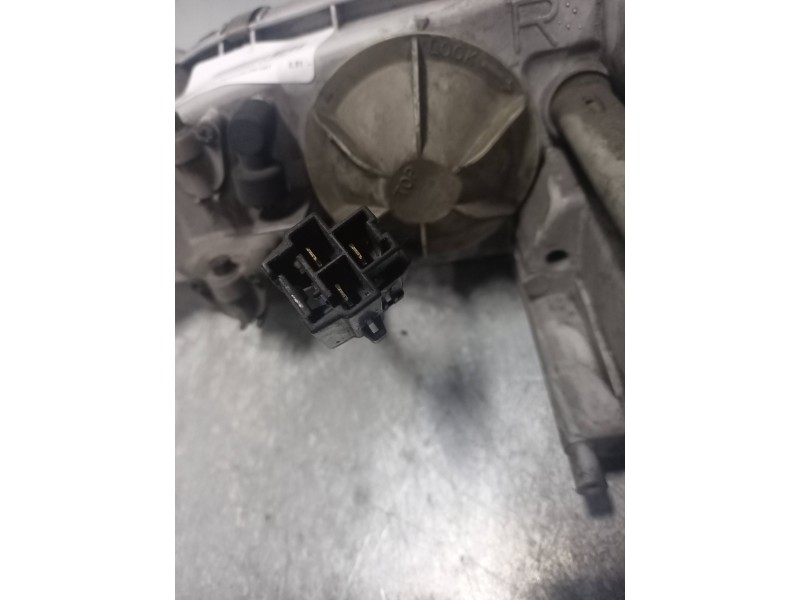 Recambio de faro derecho para mazda 626 berlina (ge) 2.5 v6 24v cat referencia OEM IAM   
