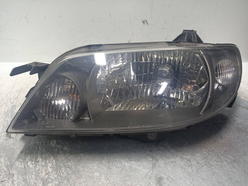 Recambio de faro izquierdo para mazda 323 berl. f/s (bj) 2.0 td f comfort referencia OEM IAM   