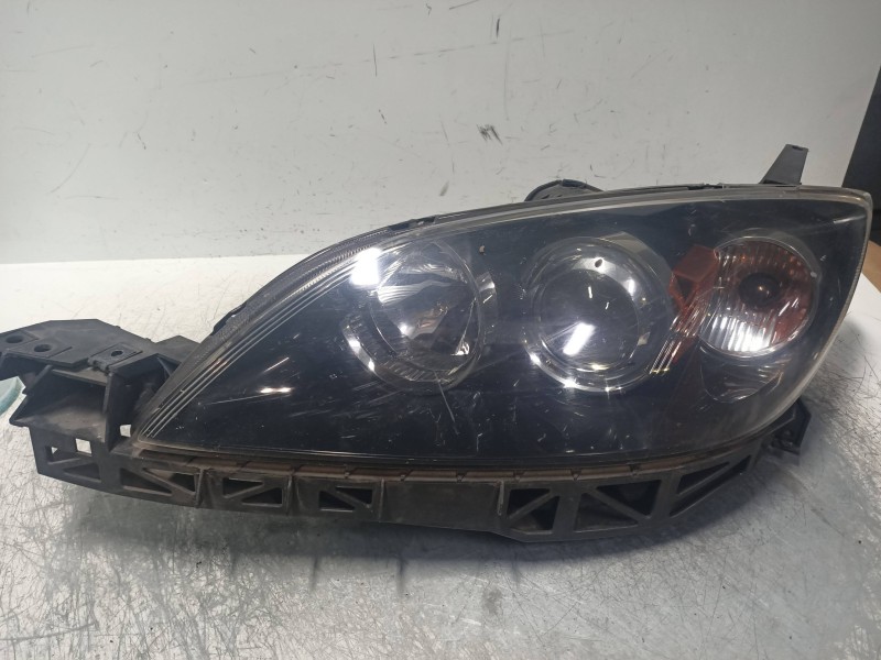 Recambio de faro izquierdo para mazda 3 berlina (bk) 1.6 crdt active+ kendo referencia OEM IAM   