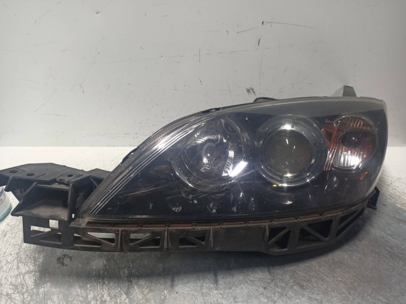 Recambio de faro izquierdo para mazda 3 berlina (bk) 1.6 crdt active+ kendo referencia OEM IAM   