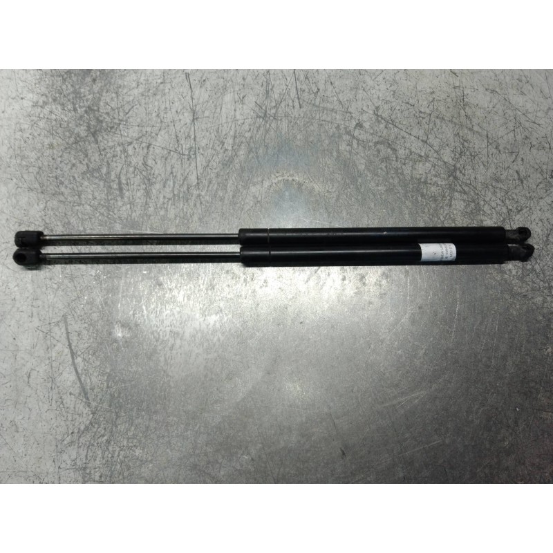 Recambio de amortiguadores maletero / porton para hyundai santa fe (sm) 2.0 gls crdi referencia OEM IAM 8177126010  0550N