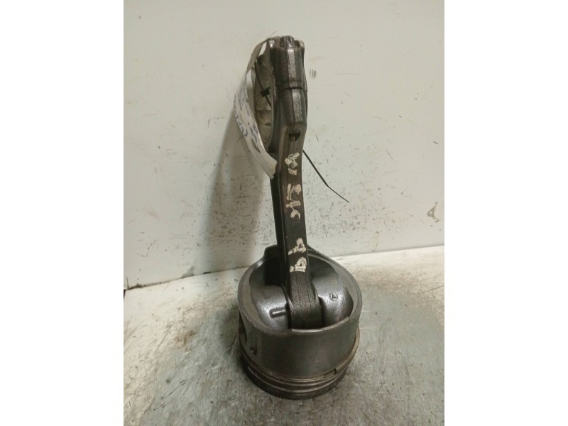 Recambio de piston para mercedes clase e (w210) berlina diesel 270 cdi (210.016) referencia OEM IAM 8857  