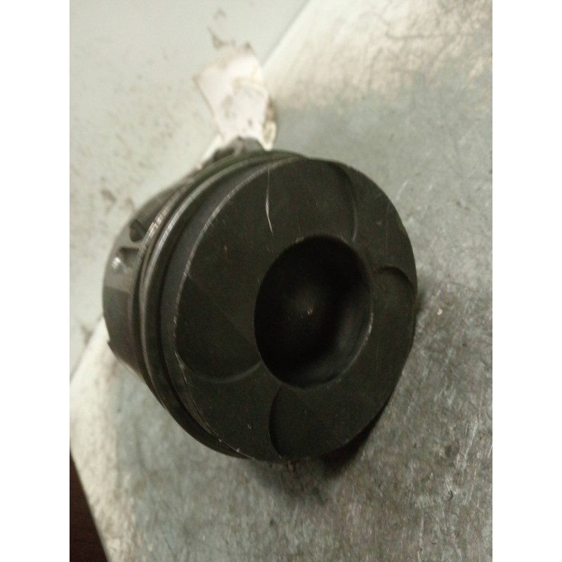 Recambio de piston para mercedes clase e (w210) berlina diesel 270 cdi (210.016) referencia OEM IAM 8857  