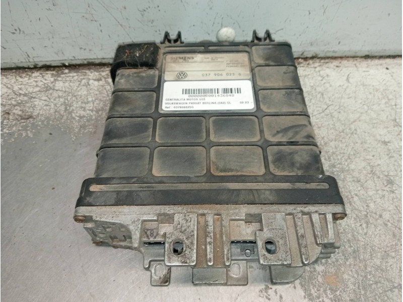 Recambio de centralita motor uce para volkswagen passat berlina (3a2) cl referencia OEM IAM 037906025G 5WP4203 