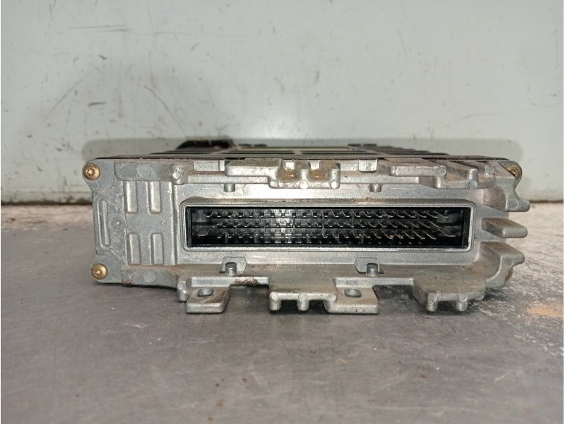 Recambio de centralita motor uce para volkswagen passat berlina (3a2) cl referencia OEM IAM 037906025G 5WP4203 