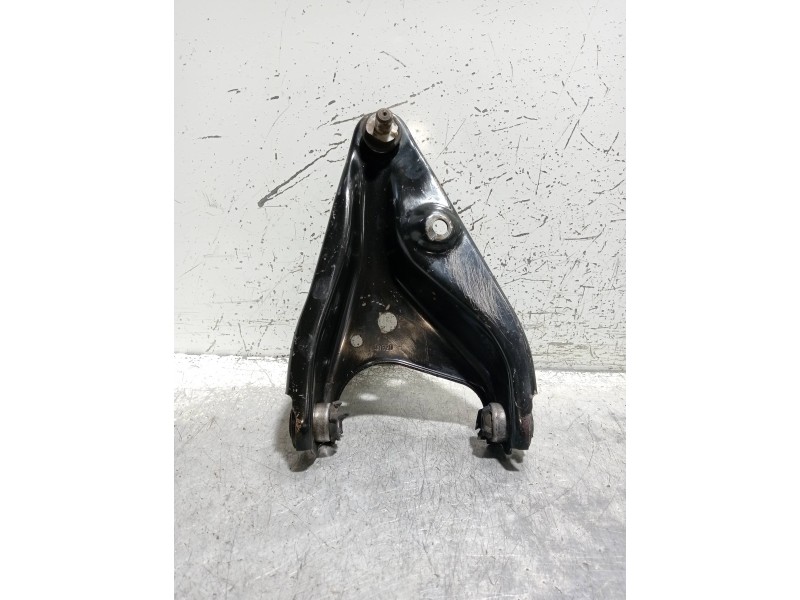 Recambio de brazo suspension inferior delantero izquierdo para dacia dokker ambiance referencia OEM IAM   