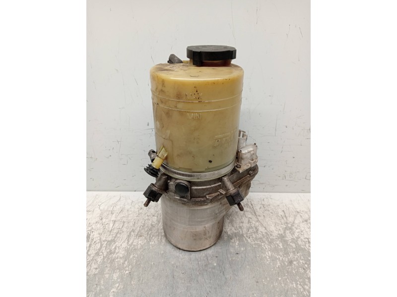 Recambio de bomba direccion para opel vectra c berlina club referencia OEM IAM   