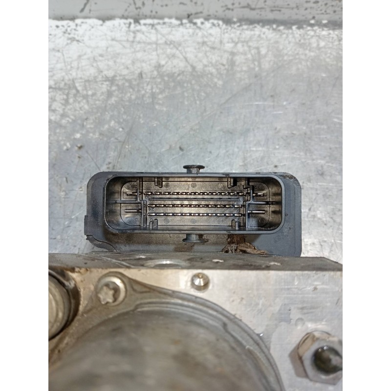 Recambio de abs para mercedes sprinterii caja cerrada (desde 01.06) 210/213/216 cdi (906.611/613) referencia OEM IAM A906900152 