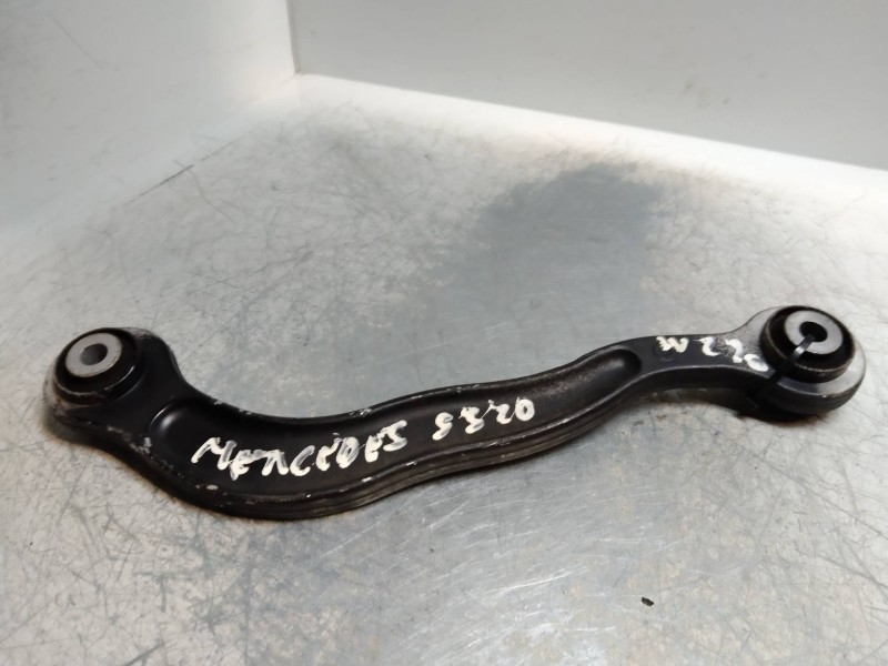 Recambio de brazo suspension superior trasero derecho para mercedes clase s (w220) berlina 320 (220.065) referencia OEM IAM   