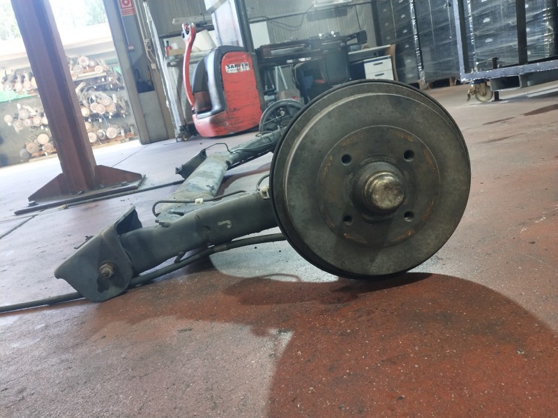 Recambio de puente trasero para volkswagen golf iii berlina (1h1) cl referencia OEM IAM   