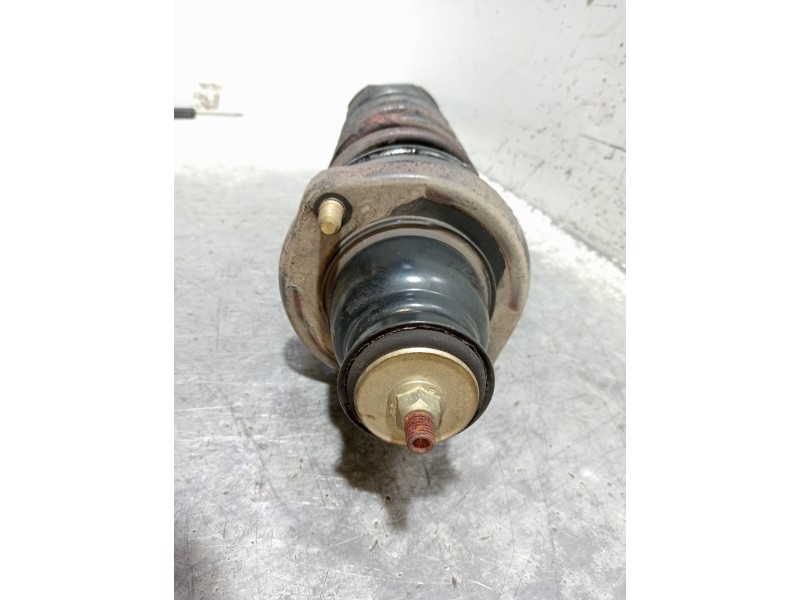 Recambio de amortiguador trasero derecho para mg rover serie 600 (rh) 620 i referencia OEM IAM 22102888  