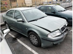 skoda octavia berlina (1u2) del año 2002