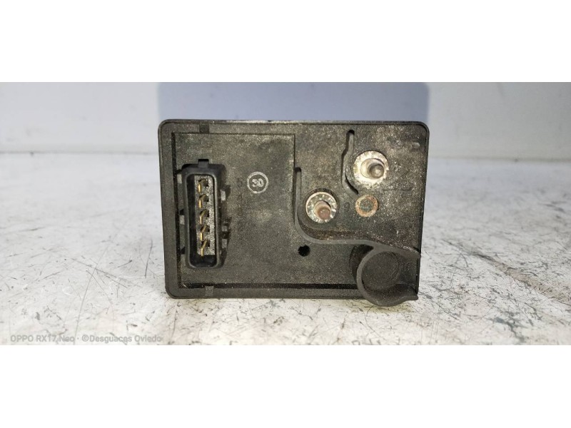 Recambio de caja precalentamiento para citroen xantia berlina 1.9 td sx referencia OEM IAM 0281003005  