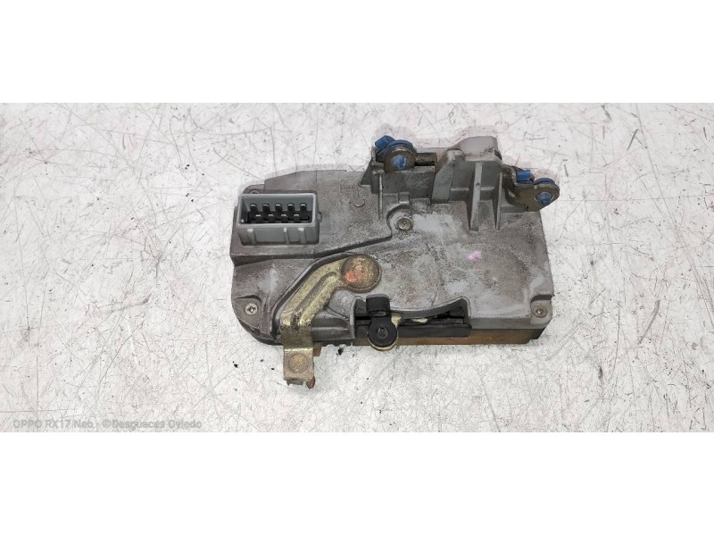 Recambio de motor cierre centralizado delantero derecho para citroen xantia berlina 1.9 td sx referencia OEM IAM   
