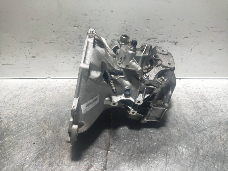 Recambio de caja cambios para opel tigra twin top 1.4 16v referencia OEM IAM F13C374 B07552 C374
